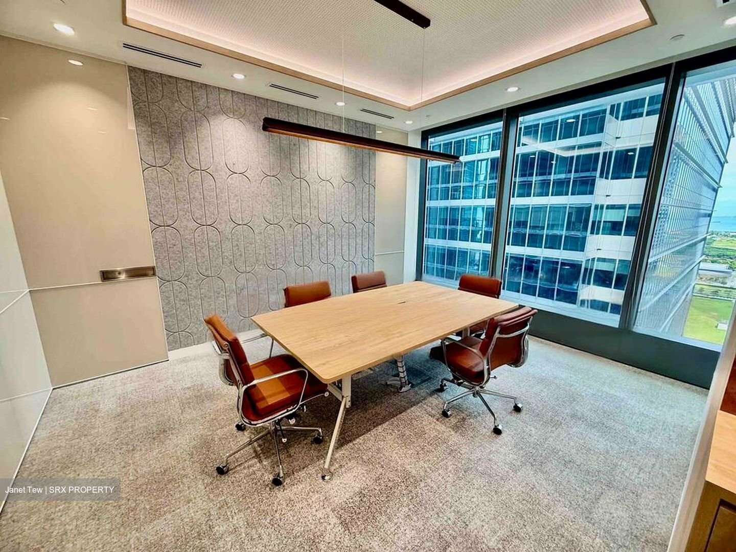 Central Boulevard (D1), Office #457514471